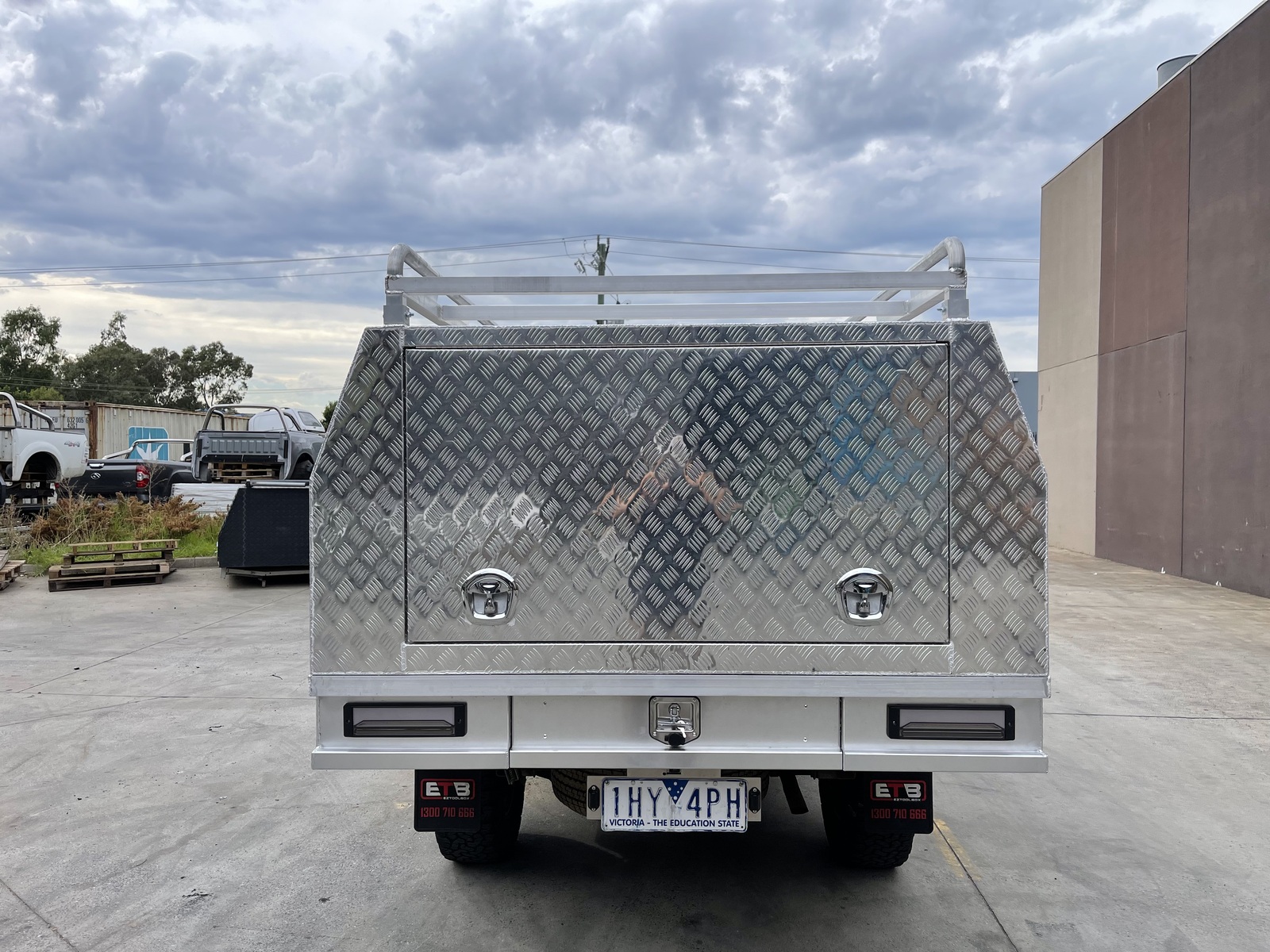 Basic Ute Tray and Canopy Package S10