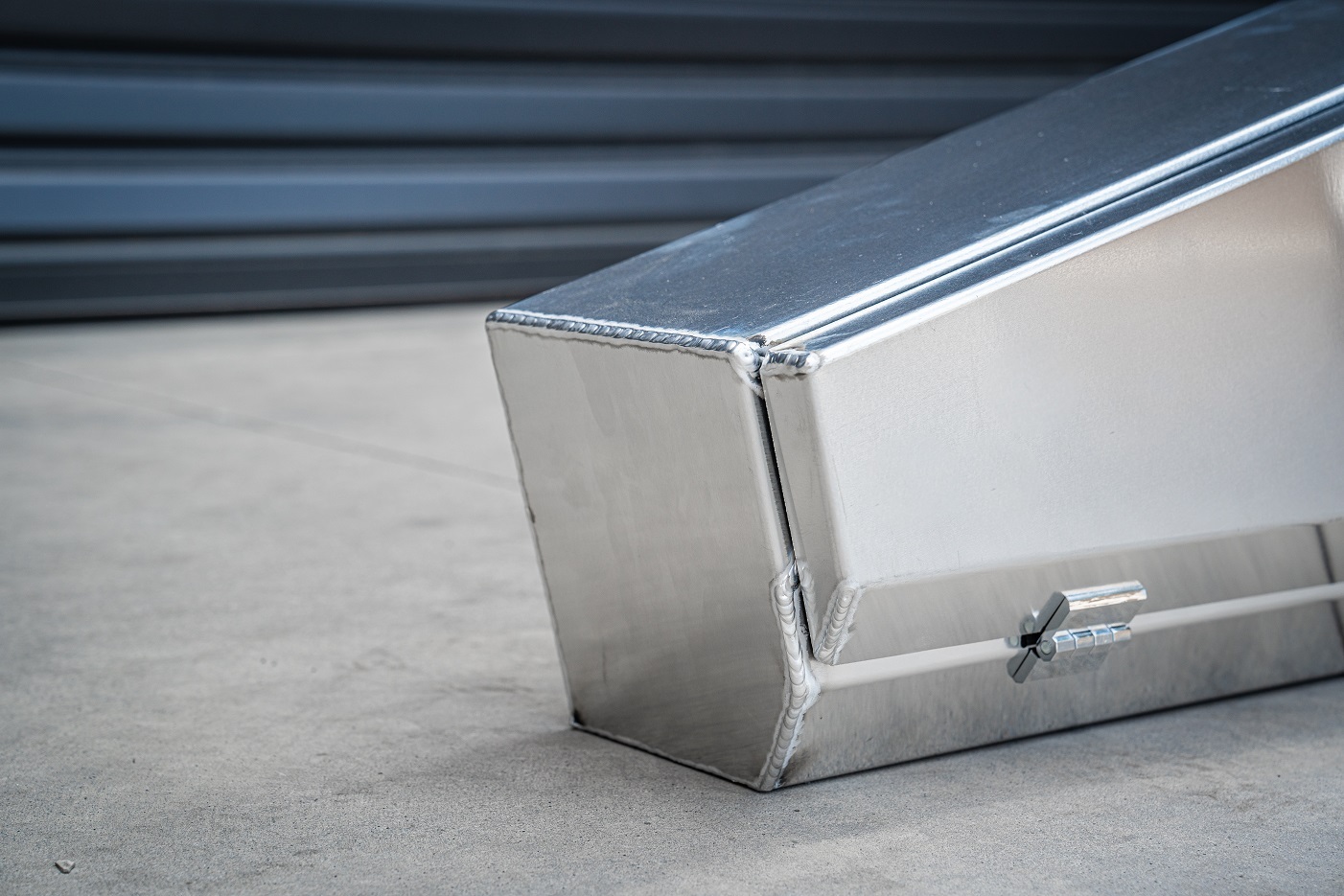 860mm Double Tapered Ute Under Tray Tool Box