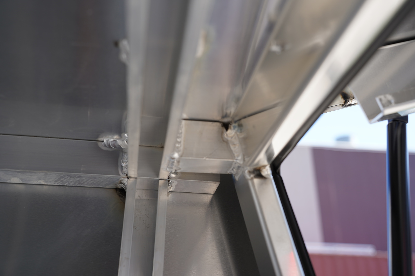 3 Doors 1800 x 850mm Jack Off Aluminium Ute Canopy Toolbox Unistruts False  Floor 2 Year Warranty