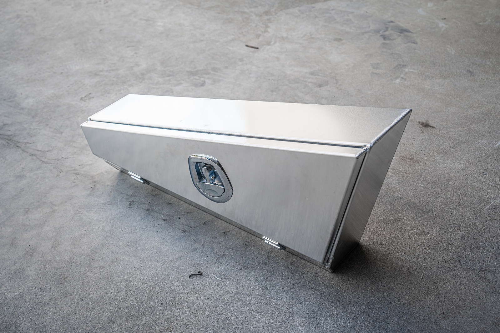 960mm Double Tapered Ute Under Tray Tool Box