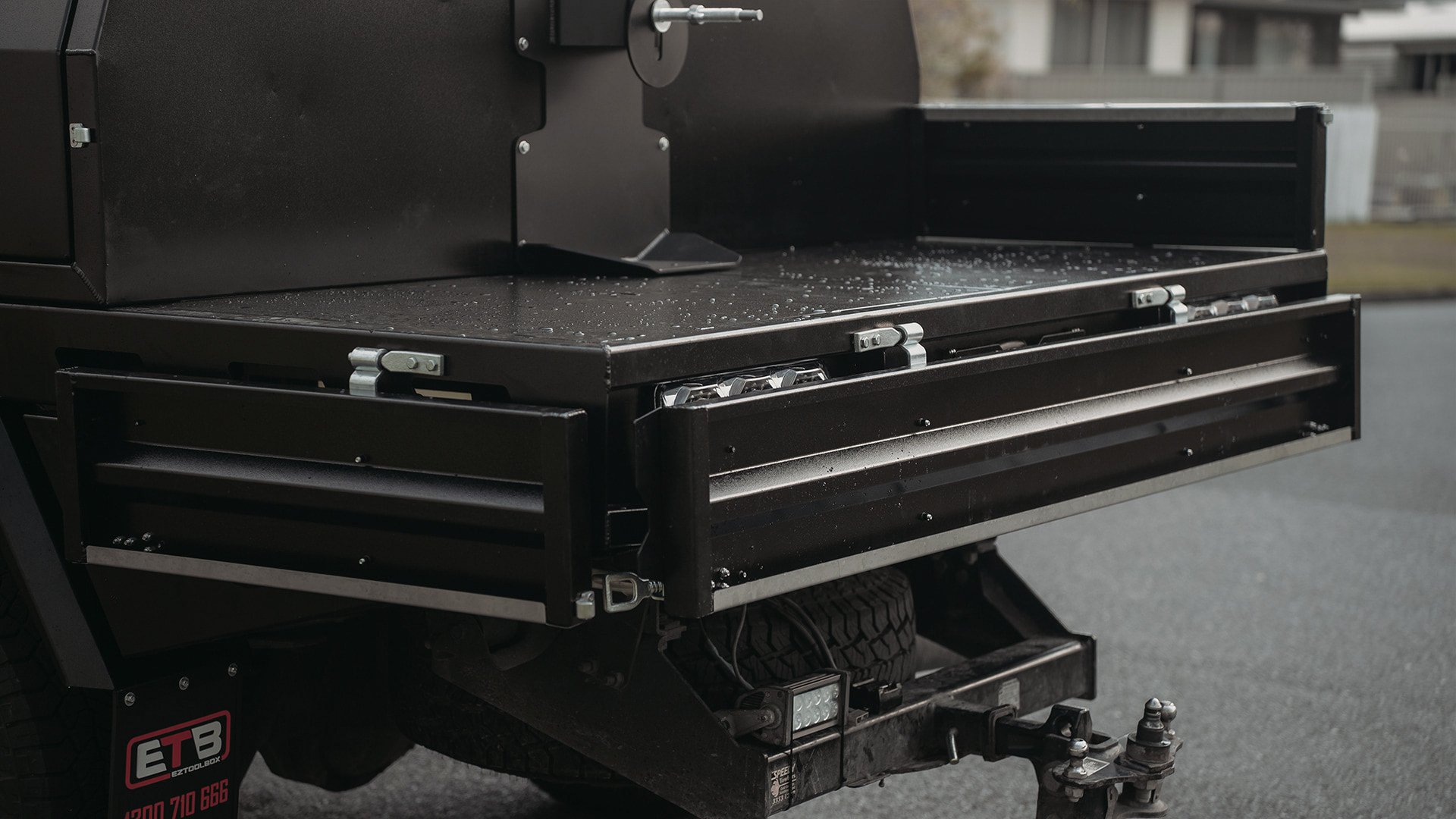 Xtray Details