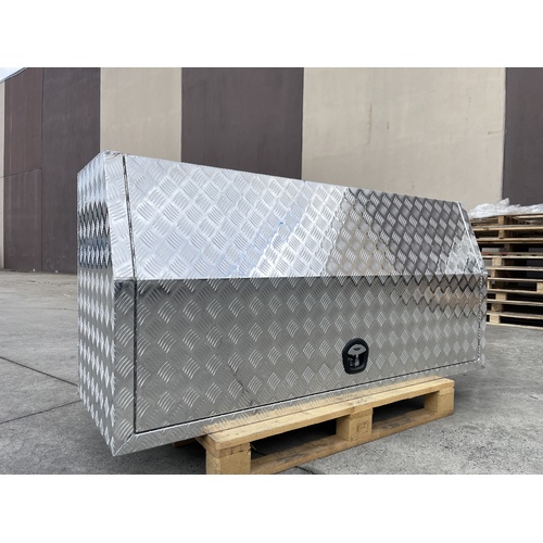 1200x600x850mm Checker Plate Full Door Aluminium Ute Toolbox - ezToolbox Aluminium Ute Trays, Aluminium Canopies and Alloy Toolboxes