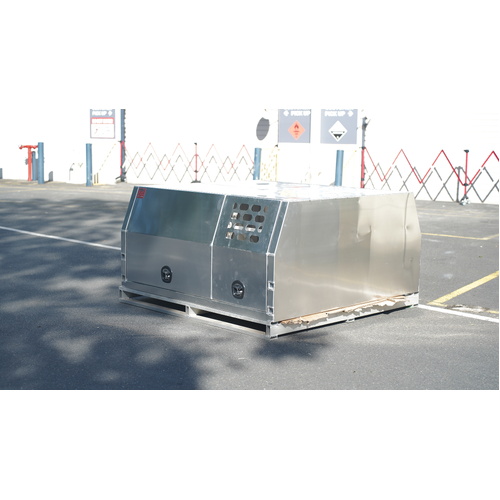 1600mm Aluminium Canopy With Full Dog Box - ezToolbox Aluminium Ute Trays, Aluminium Canopies and Alloy Toolboxes