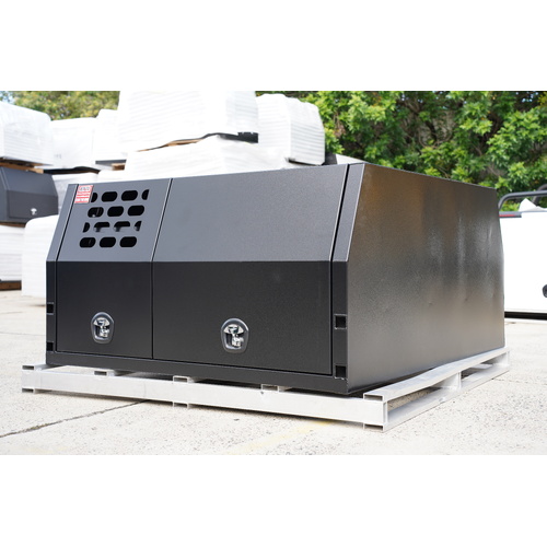 Black 1600mm Aluminium Canopy With Full Dog Box - ezToolbox Aluminium Ute Trays, Aluminium Canopies and Alloy Toolboxes